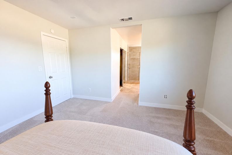 Photo 12 of 20 of 922 W Craig St, Rialto, CA