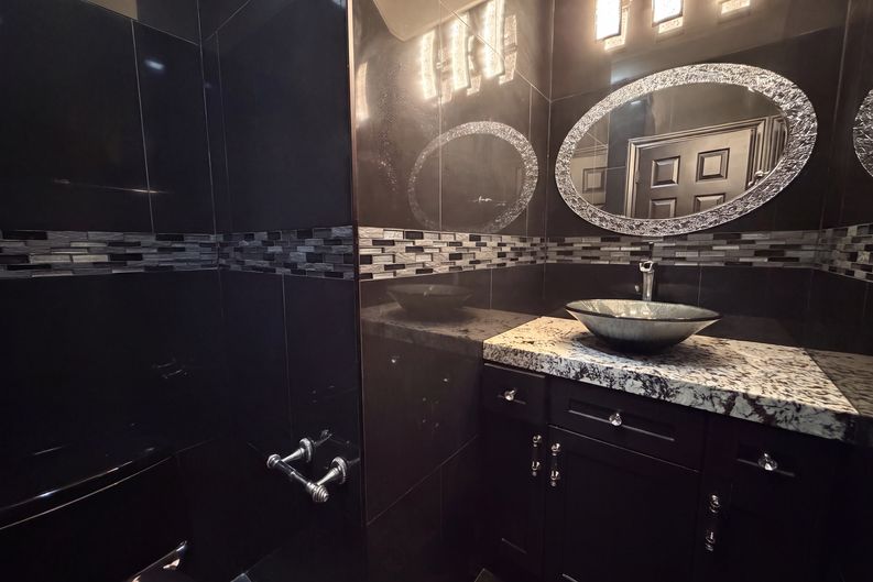 Photo 14 of 27 of 6127 Willowcrest Ct, Spring, TX