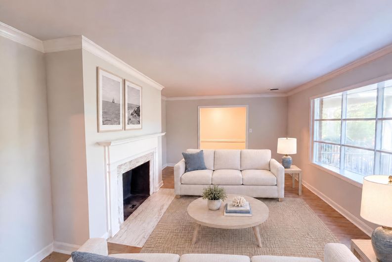Photo 8 of 19 of 1524 Mt Holly Huntersville Rd, Charlotte, NC