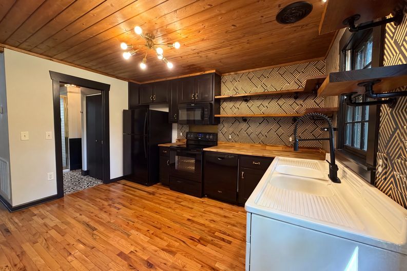 Photo 17 of 20 of 509 Drake Ave, Nashville, TN