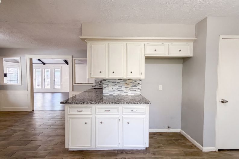 Photo 11 of 25 of 17810 Asphodel Ln, Spring, TX