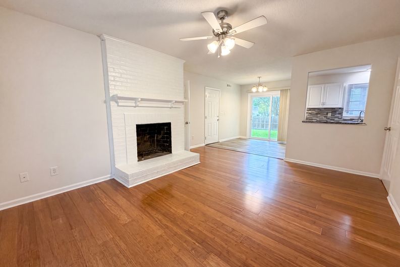 Photo 3 of 22 of 201 Hamlet Rd, Summerville, SC