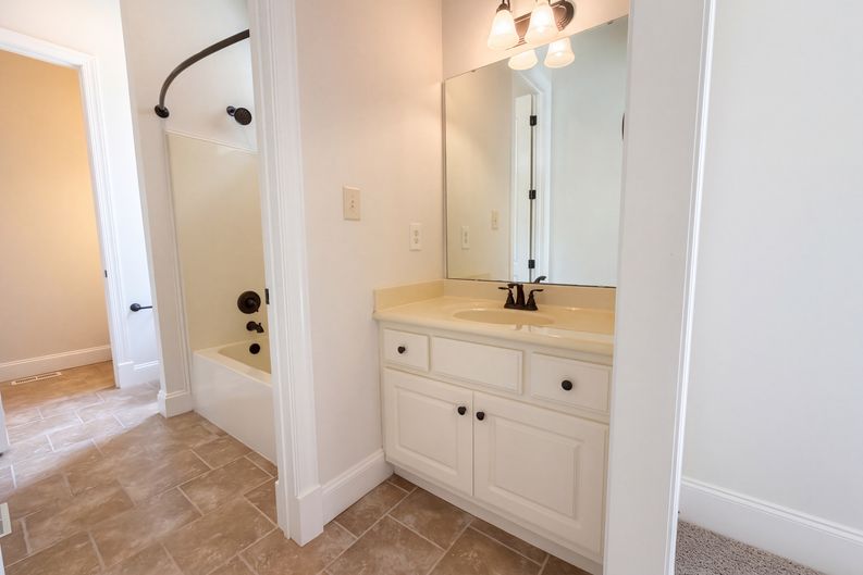 Photo 17 of 42 of 3027 Krogen Ct, Creedmoor, NC