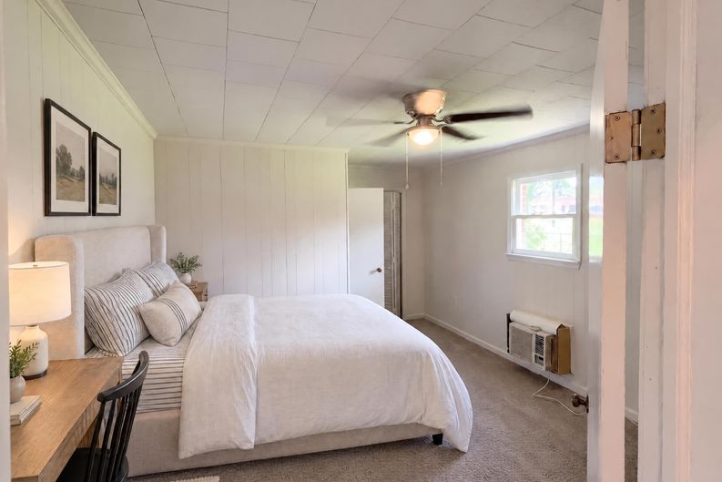 Photo 8 of 19 of 112 Sherard Ave, Ninety Six, SC