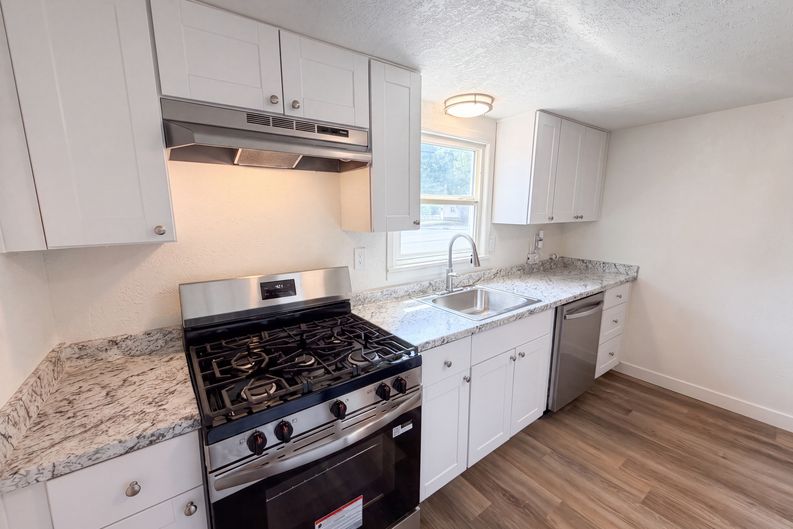 Photo 9 of 20 of 1298 S Perry St, Denver, CO