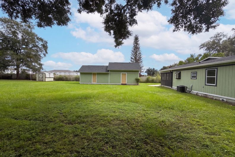 Photo 35 of 38 of 1721 Evergreen St, Kissimmee, FL