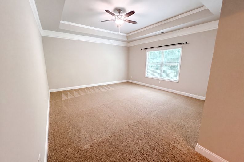 Photo 4 of 21 of 5317 Winmire Ln, Stone Mountain, GA
