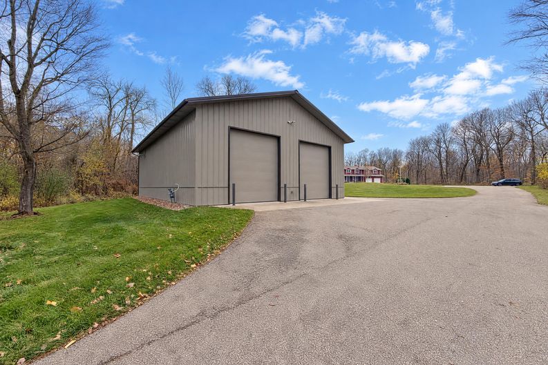 Photo 31 of 44 of 1100 Lonsdale Blvd E, Northfield, MN