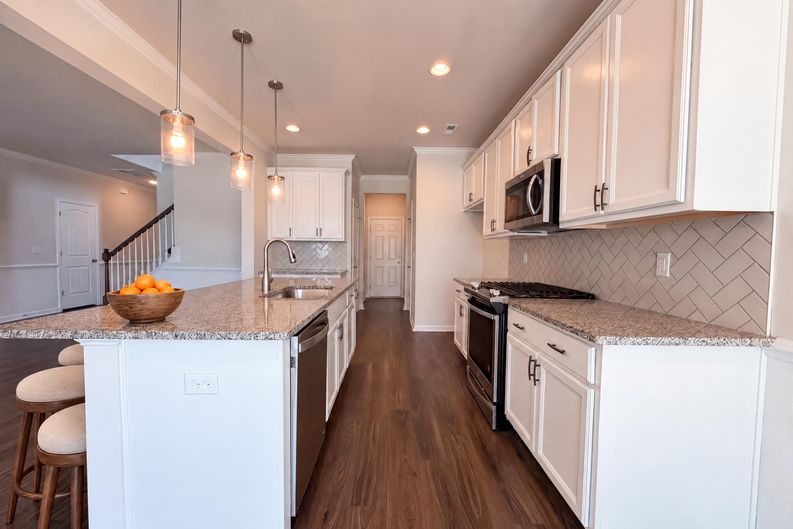 Photo 6 of 24 of 119 E Caxton Ct, Clayton, NC