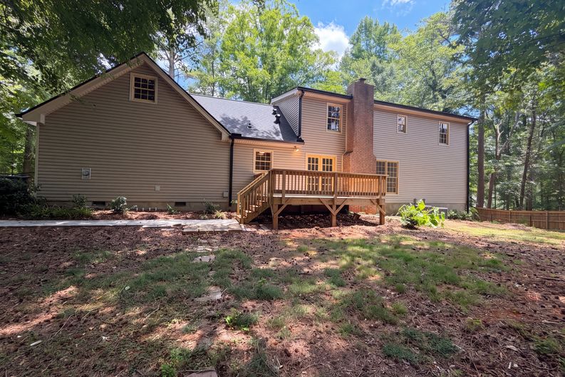 Photo 5 of 29 of 4379 Inns Brook Dr, Snellville, GA