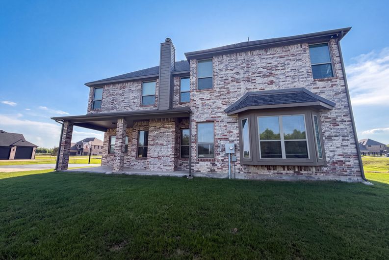 Photo 40 of 46 of 1208 Redbud St, Howe, TX