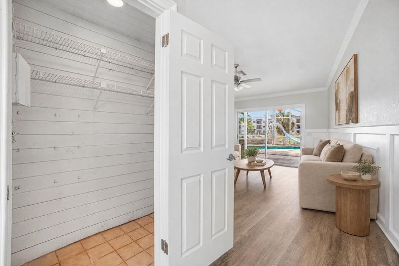 Photo 36 of 63 of 5609 Executive Dr, New Port Richey, FL