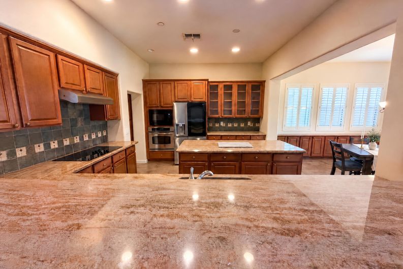 Photo 8 of 43 of 12435 W Red Hawk Dr, Peoria, AZ
