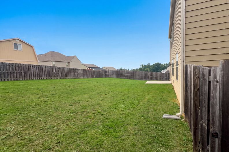 Photo 35 of 39 of 8496 Glenview St, Douglasville, GA
