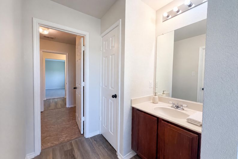 Photo 16 of 19 of 9000 Blackstone Dr, Aubrey, TX