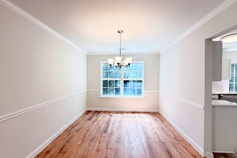 Photo 8 of 22 of 14542 Arbor Ridge Dr, Charlotte, NC