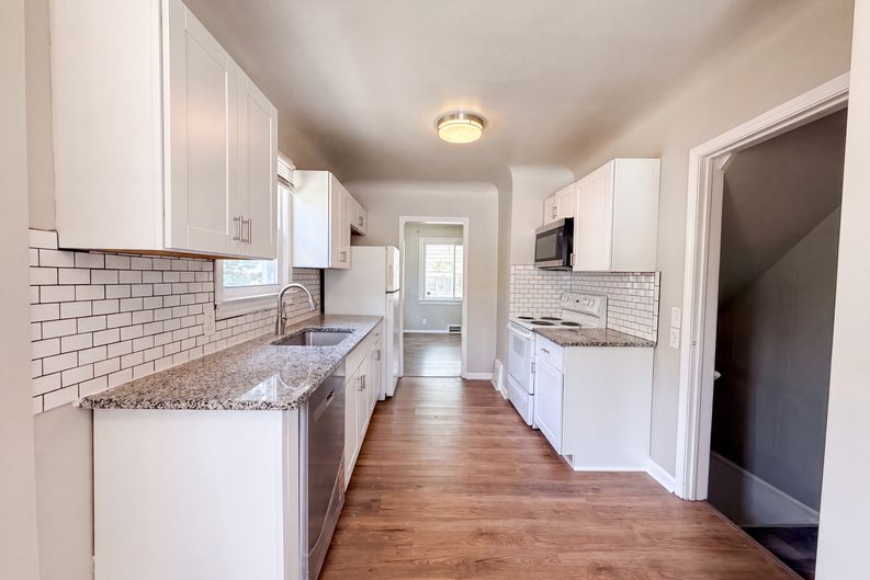 Photo 13 of 20 of 6455 Norborne Ave, Dearborn Heights, MI