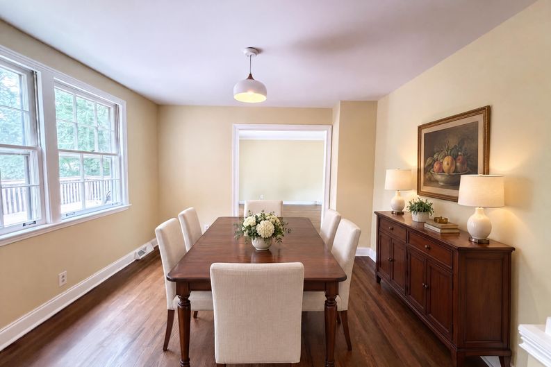 Photo 11 of 27 of 840 Highland Crest Dr, Nashville, TN