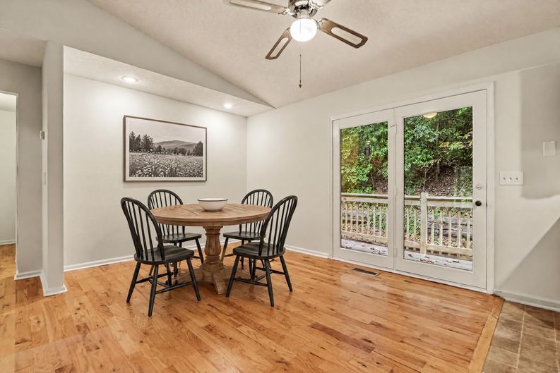 Photo 9 of 18 of 241 Moss Cove Rd, Blairsville, GA