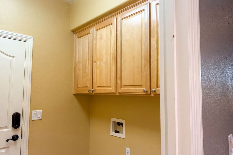 Photo 26 of 51 of 1401 Grey Owl Cir, Roseville, CA