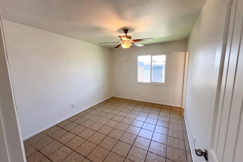 Photo 15 of 20 of 14838 N 33rd Dr, Phoenix, AZ