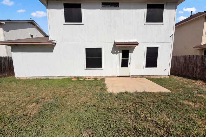 Photo 5 of 22 of 5810 Vasey Blvd, Austin, TX