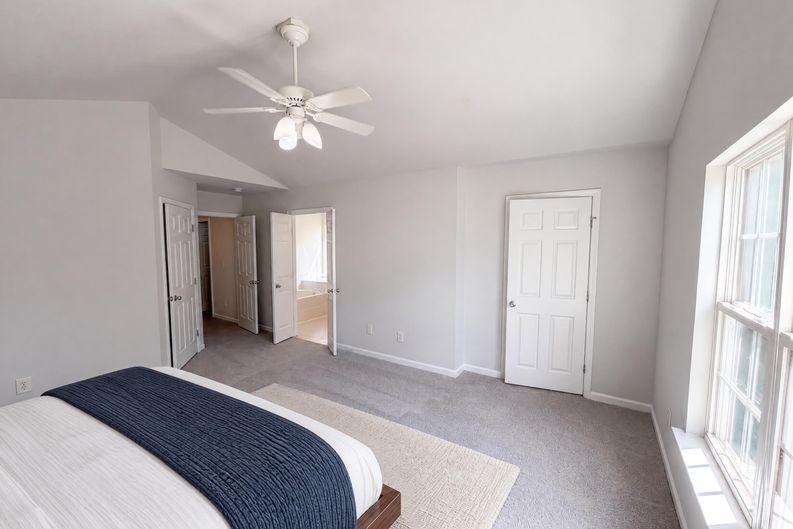 Photo 3 of 18 of 8408 Aztec Dawn Ct, Raleigh, NC