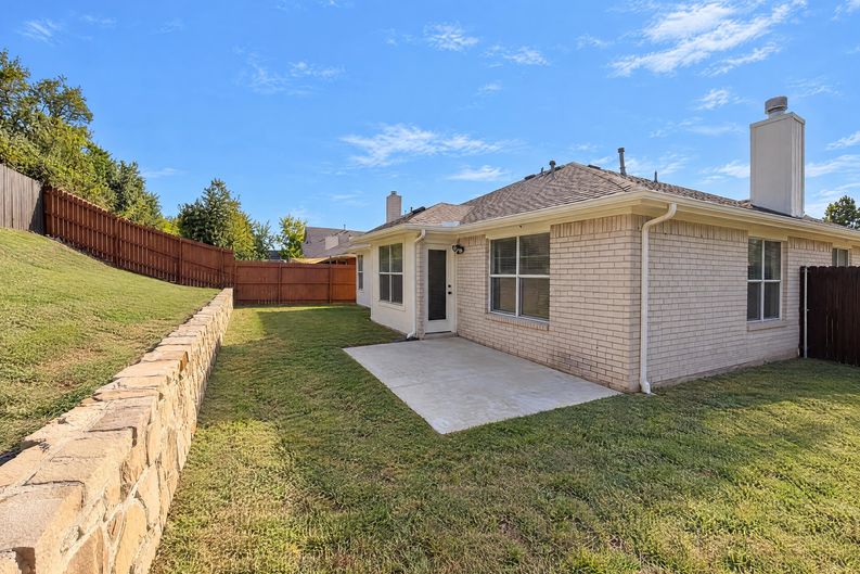 Photo 24 of 25 of 4541 Crystal Ln, Garland, TX