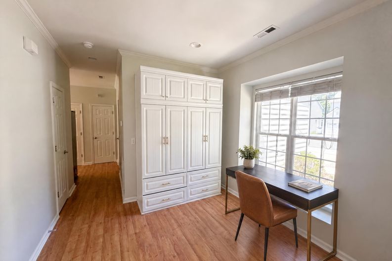 Photo 9 of 17 of 8409 Aztec Dawn Ct, Raleigh, NC