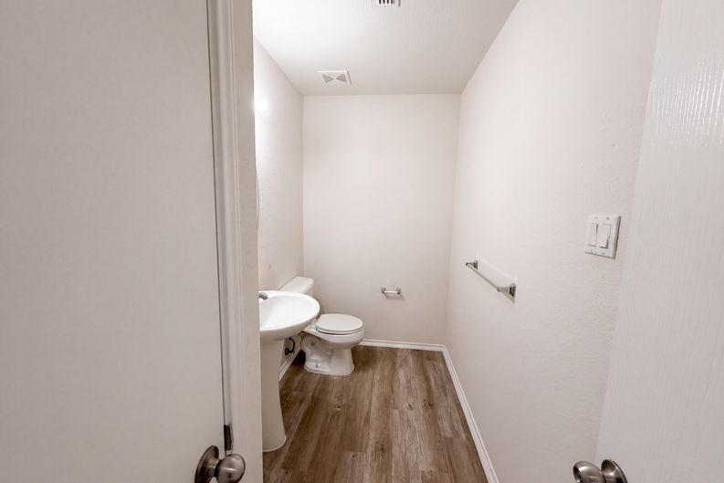 Photo 16 of 23 of 2904 Lake Vista Dr, Wylie, TX