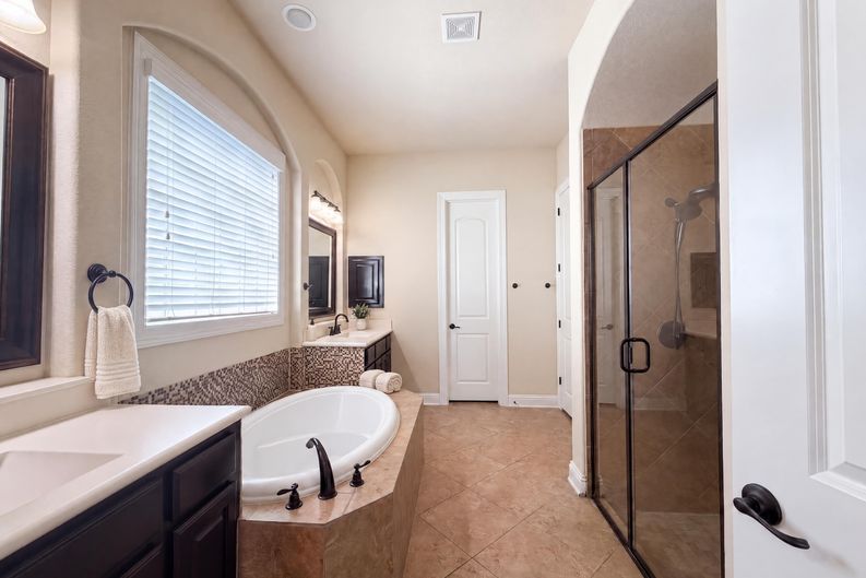 Photo 15 of 22 of 851 Yellowcress Dr, Prosper, TX