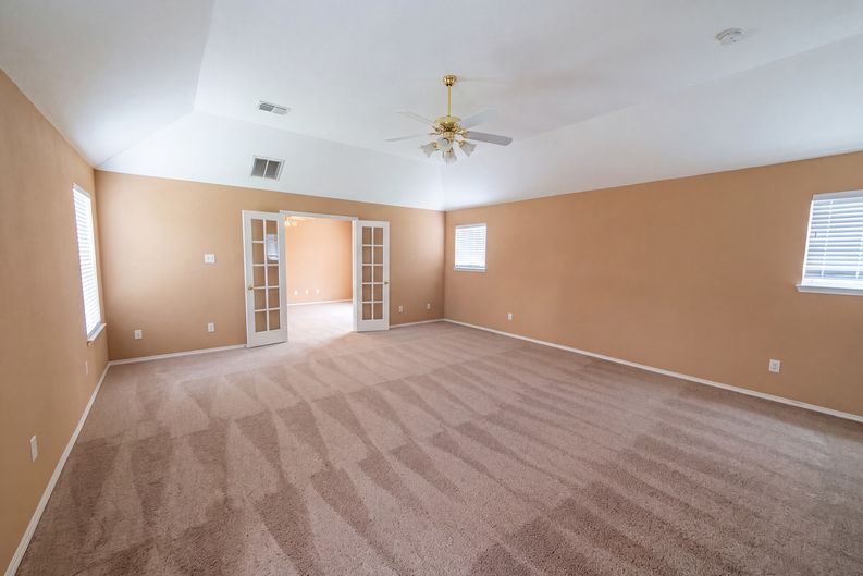 Photo 10 of 22 of 1311 Stanford Dr, Rockwall, TX