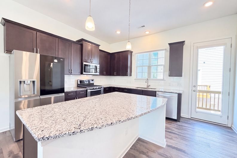 Photo 15 of 21 of 9431 Ainslie Downs St, Charlotte, NC