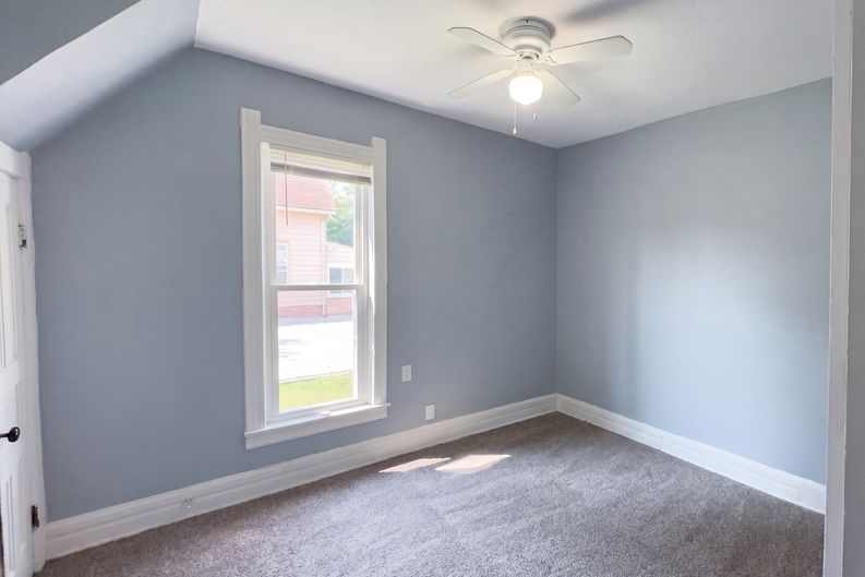 Photo 21 of 32 of 608 Howland Ave, Toledo, OH