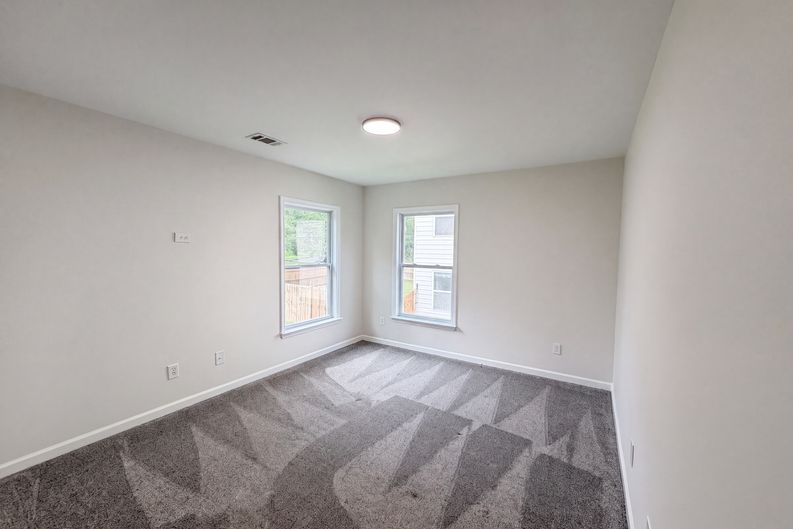 Photo 14 of 23 of 3718 Park Hill Cir, Loganville, GA