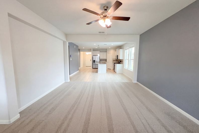 Photo 9 of 16 of 2520 Allview Ln, Red Oak, TX