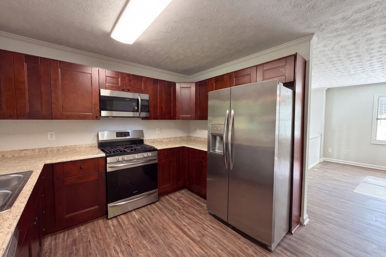Photo 10 of 28 of 324 Adelene Way, Dallas, GA