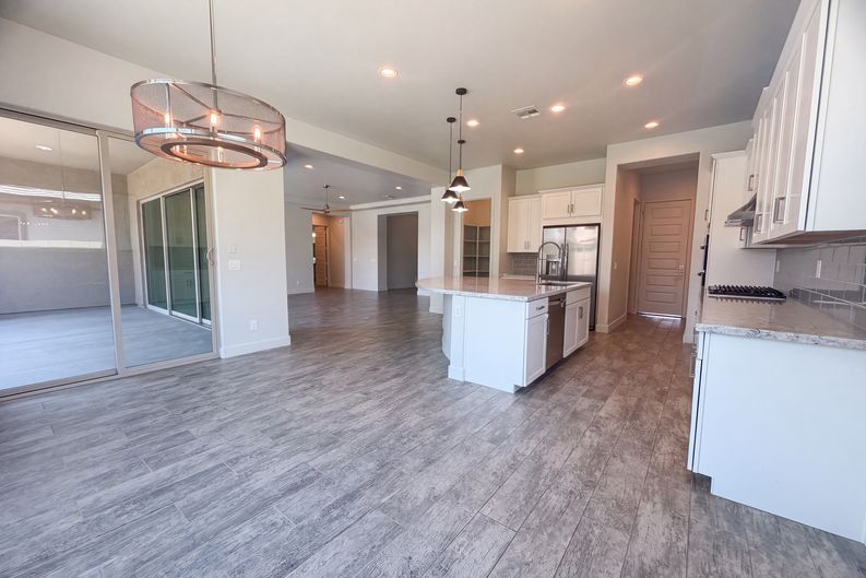 Photo 6 of 21 of 7552 E Peralta Ave, Mesa, AZ