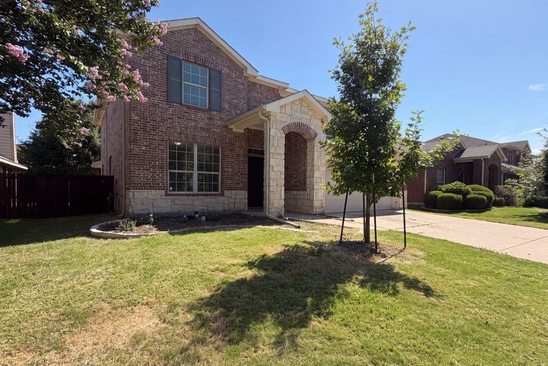 Photo 22 of 25 of 1421 Sparrow Dr, Little Elm, TX