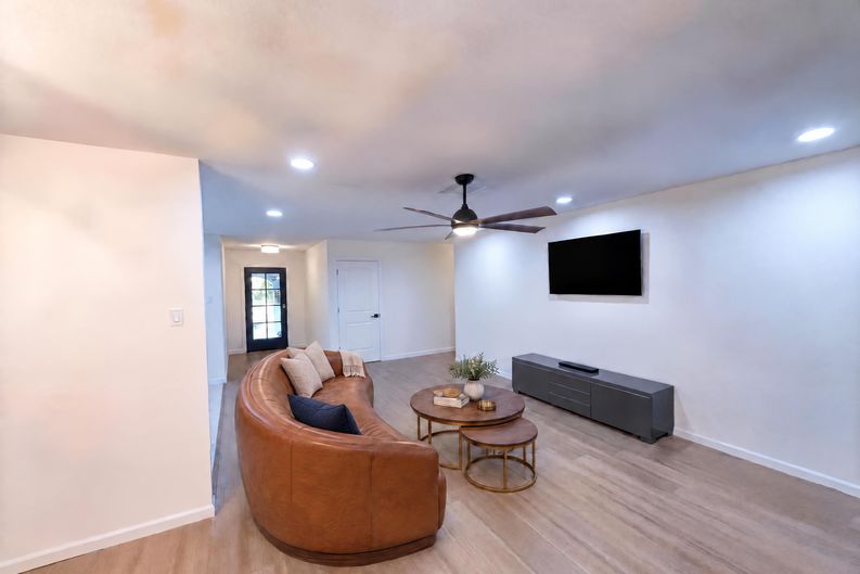 Photo 15 of 20 of 6718 Spring Haven St, San Antonio, TX