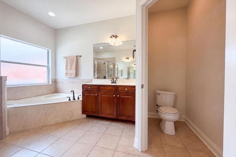 Photo 22 of 32 of 8331 Golden Bamboo Dr, Jacksonville, FL