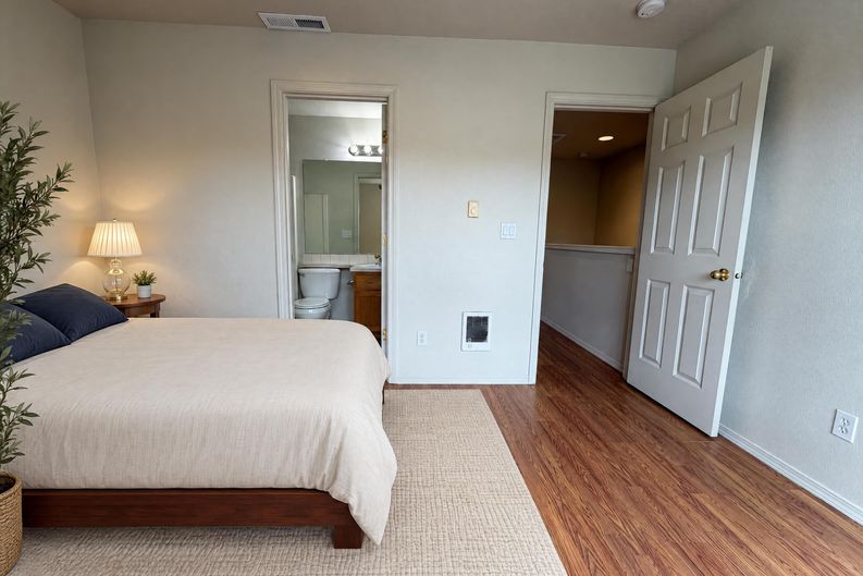 Photo 11 of 21 of 12103 SE Harold St, Portland, OR