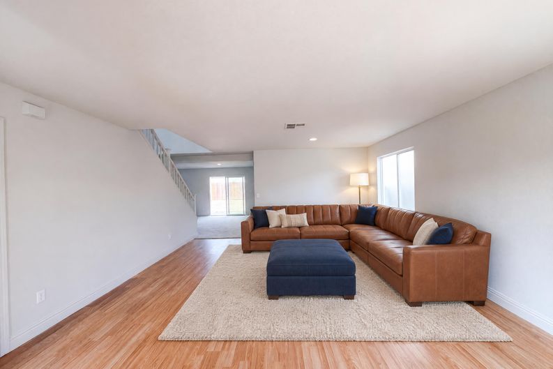 Photo 3 of 31 of 2155 Watercourse St, Stockton, CA