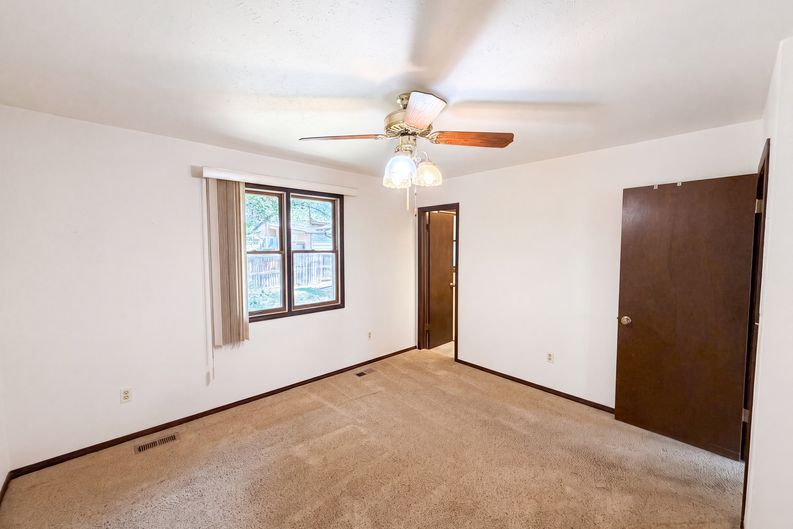 Photo 12 of 27 of 8939 Winona Ct, Westminster, CO