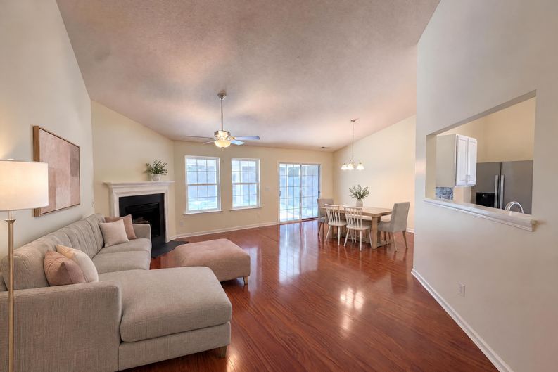 Photo 9 of 17 of 5512 Spindlewood Ct, Durham, NC