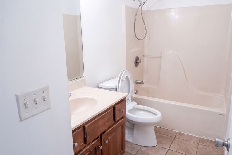 Photo 14 of 24 of 226 Brookhill Ln NE, Cleveland, TN