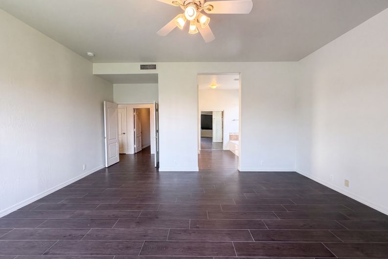 Photo 4 of 36 of 3003 N 111th Dr, Avondale, AZ