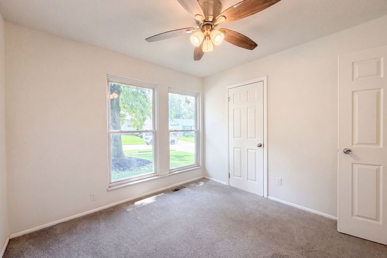 Photo 12 of 20 of 5277 Suntrail Dr, Black Jack, MO
