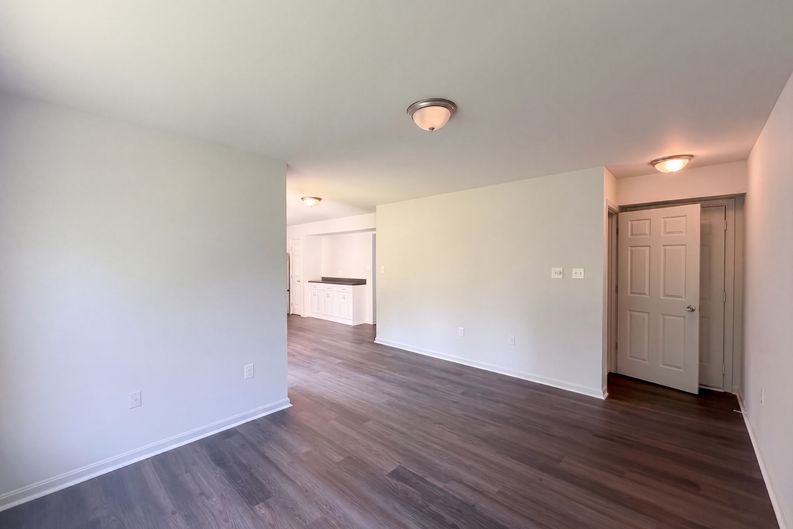 Photo 9 of 41 of 10654 Quillback St, Waldorf, MD