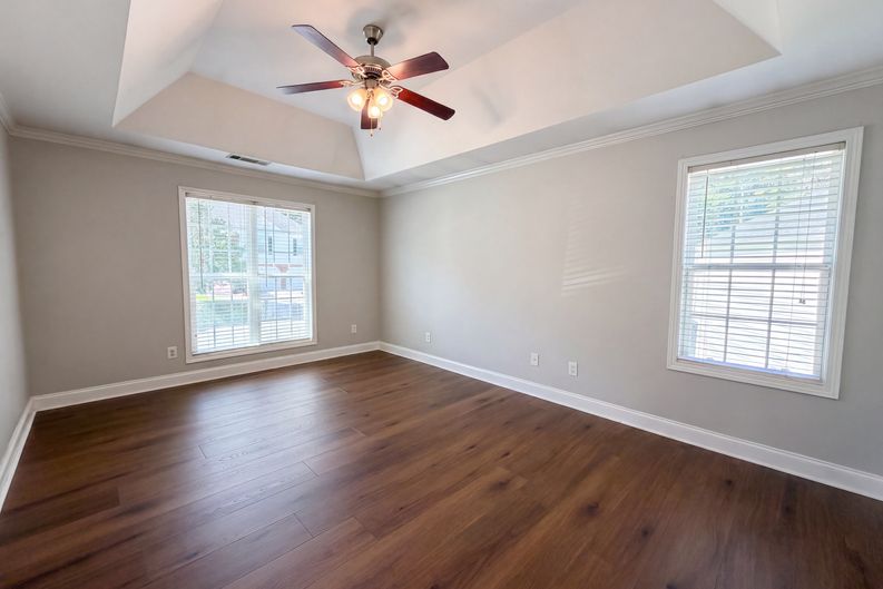 Photo 4 of 32 of 4468 Karron Dr, Powder Springs, GA